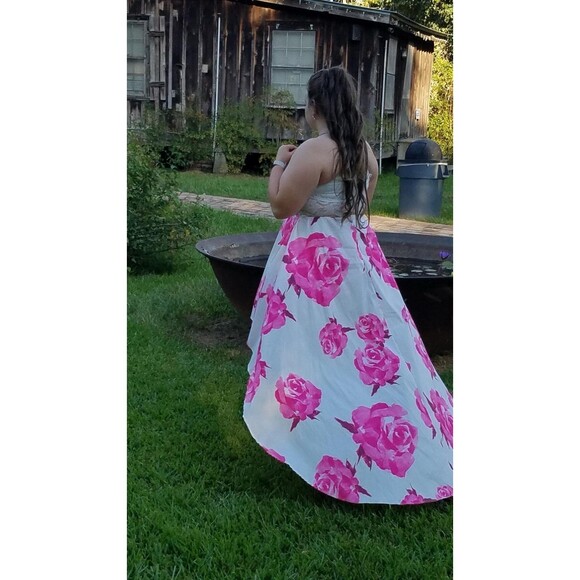 High Low Homecoming/Prom Dress - Picture 3 of 6